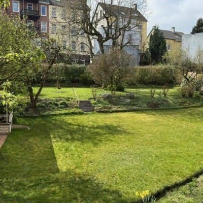 41. Gartengrundstuck