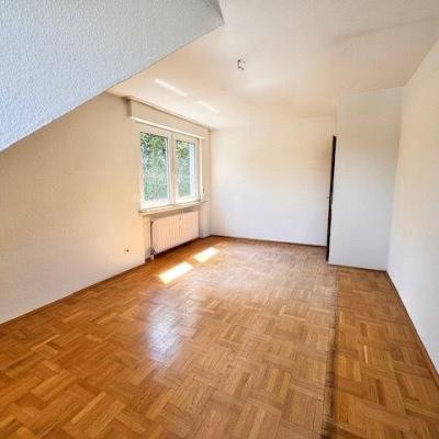 9. Elternschlafzimmer