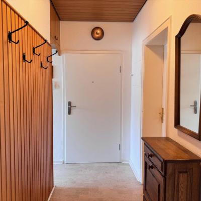 2. Flur Mit Neuer Wohnungseingangstür