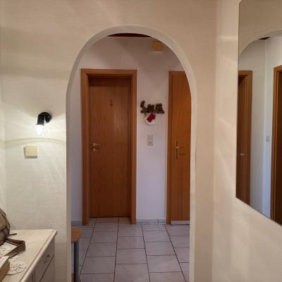 9. Diele Mit Garderobe