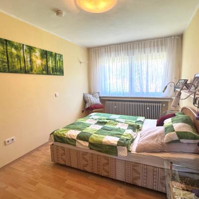 10. Schlafzimmer