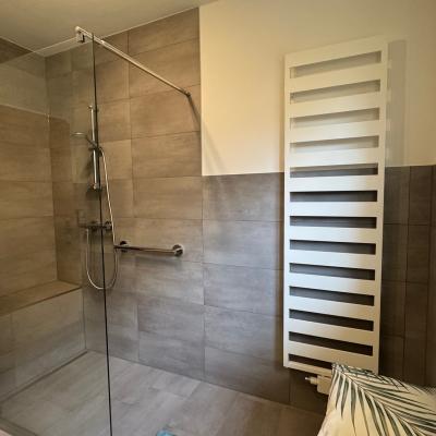 10. Bodentiefe Dusche Eg