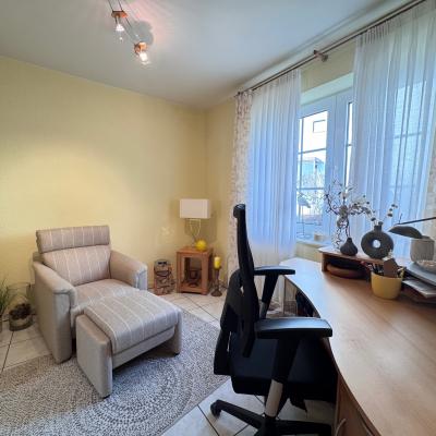 11. Büro O. Kinderzimmer Eg