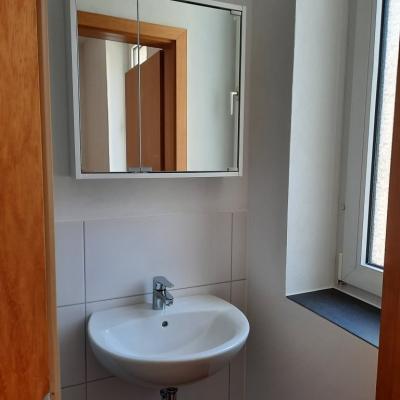 12. 1. Og Links Waschplatz 