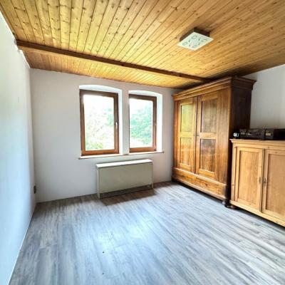 11. Kind Büro