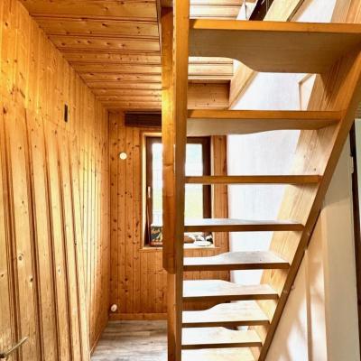 13. Treppe Zum Dachboden
